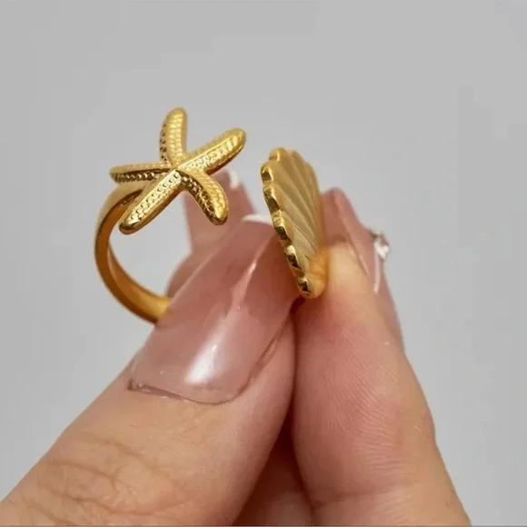 Seashell Starfish 18K Gold Stainless Steel Waterproof Adjustable Ring - Picture 7 of 10
